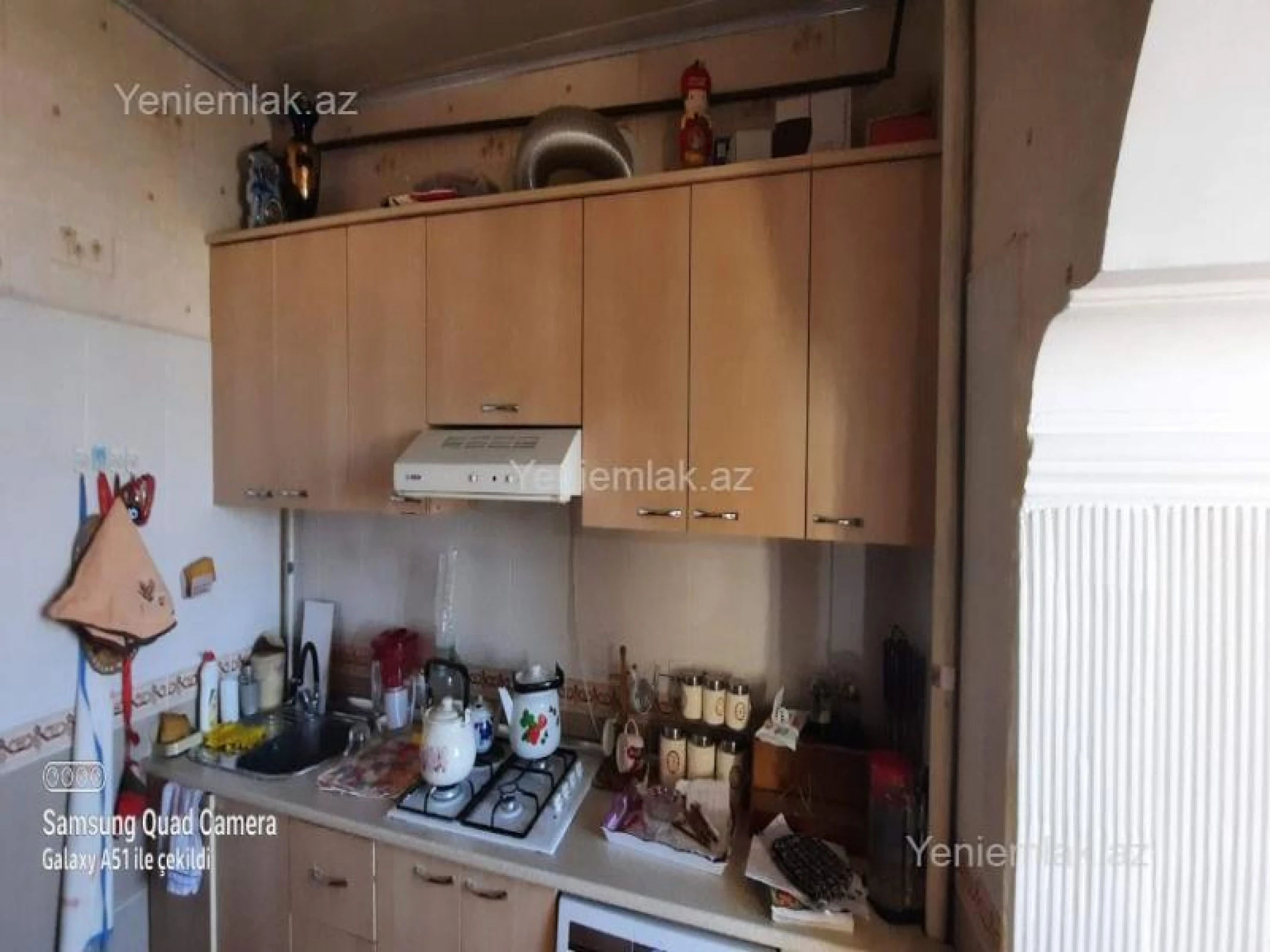 Satılır 4 otaqlı köhnə tikili 90 m²