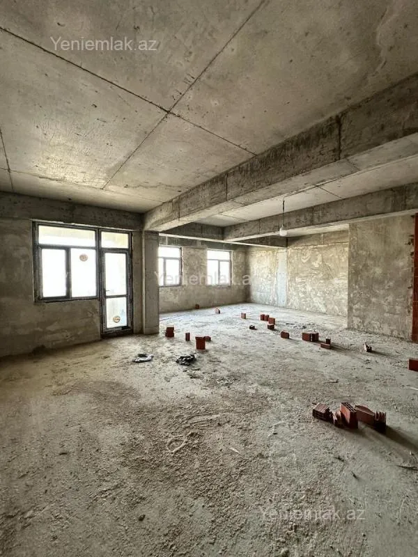 Satılır 3 otaqlı yeni tikili 105 m²