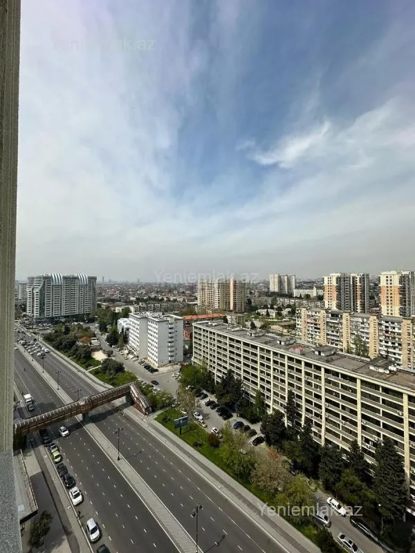 Satılır 3 otaqlı yeni tikili 105 m²