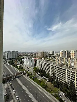 Satılır 3 otaqlı yeni tikili 105 m²