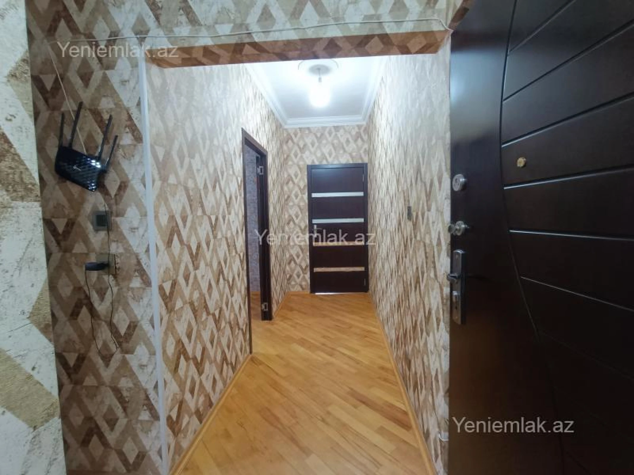 Satılır 3 otaqlı köhnə tikili 68 m²