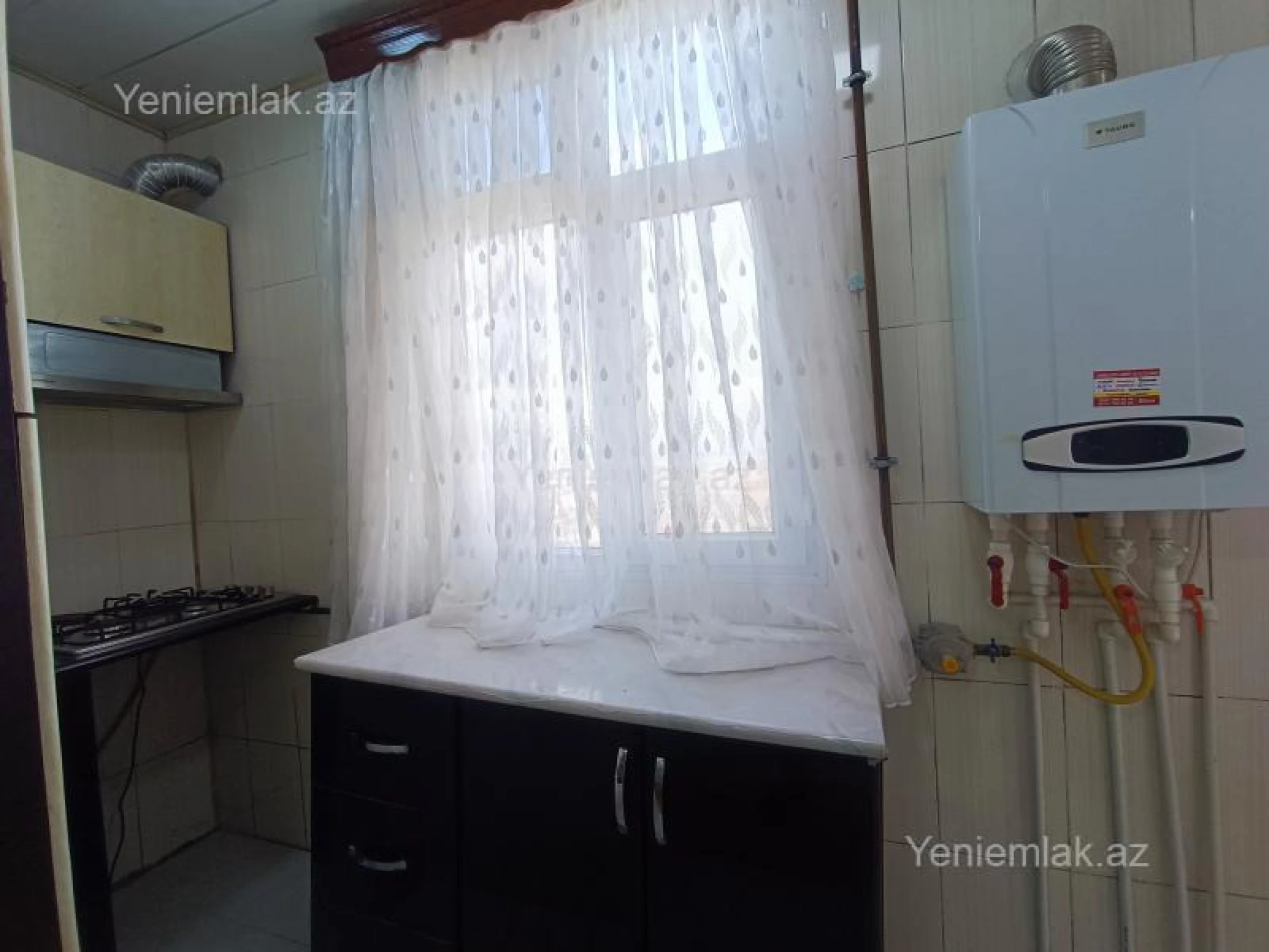 Satılır 3 otaqlı köhnə tikili 68 m²