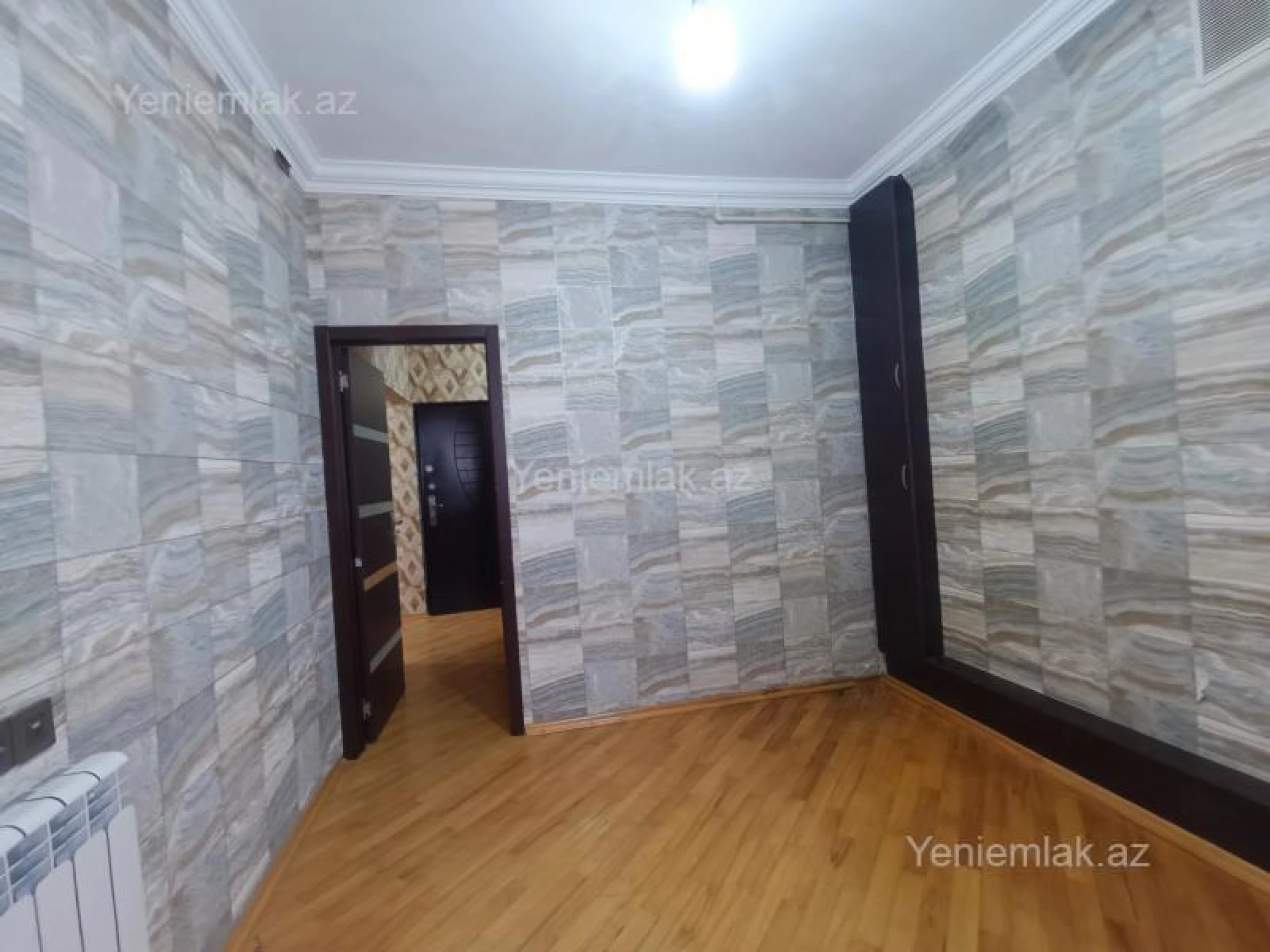 Satılır 3 otaqlı köhnə tikili 68 m²