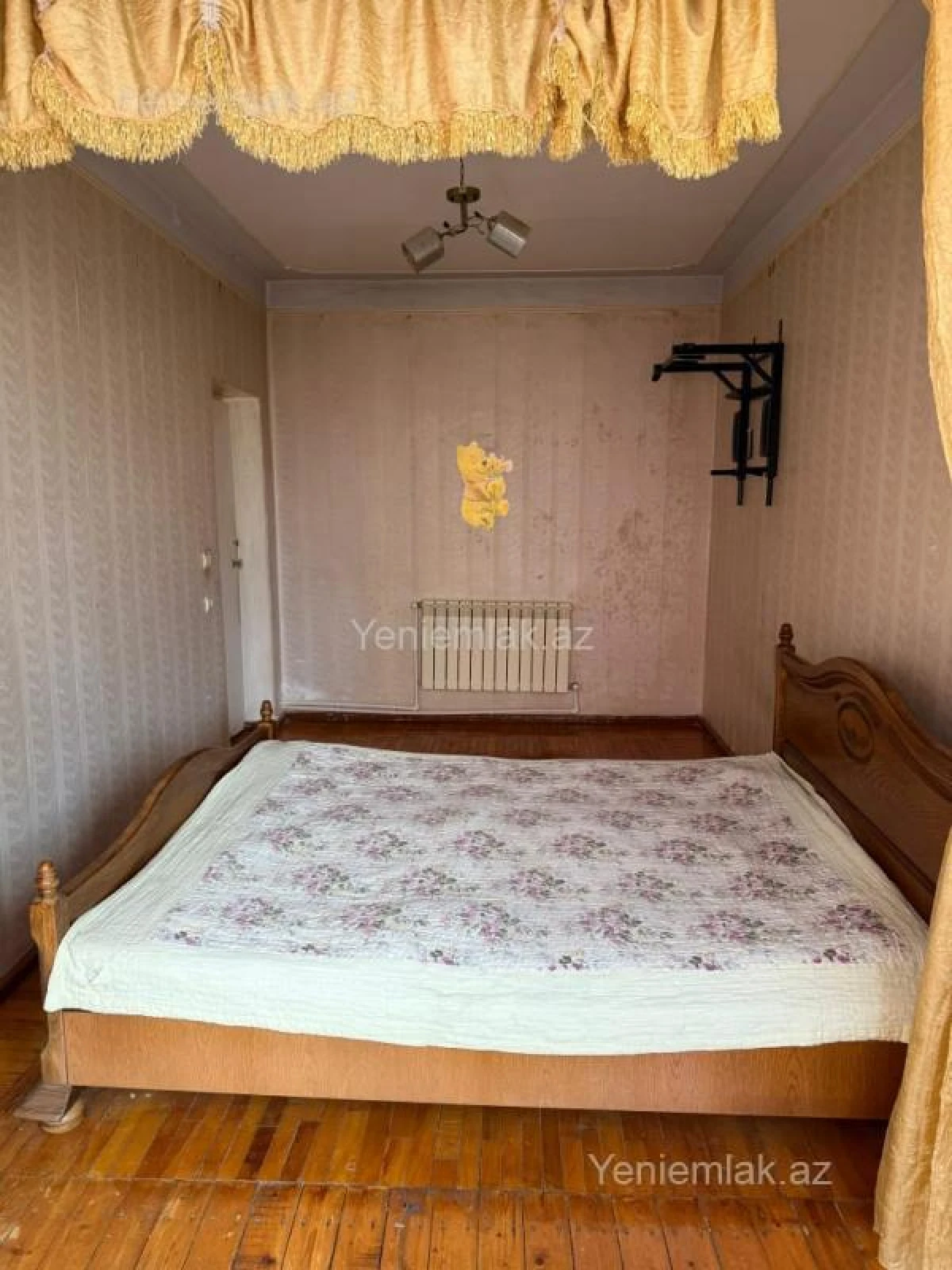 Satılır 3 otaqlı köhnə tikili 85 m²