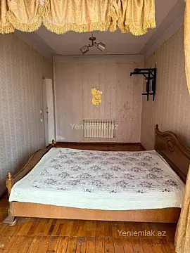 Satılır 3 otaqlı köhnə tikili 85 m²