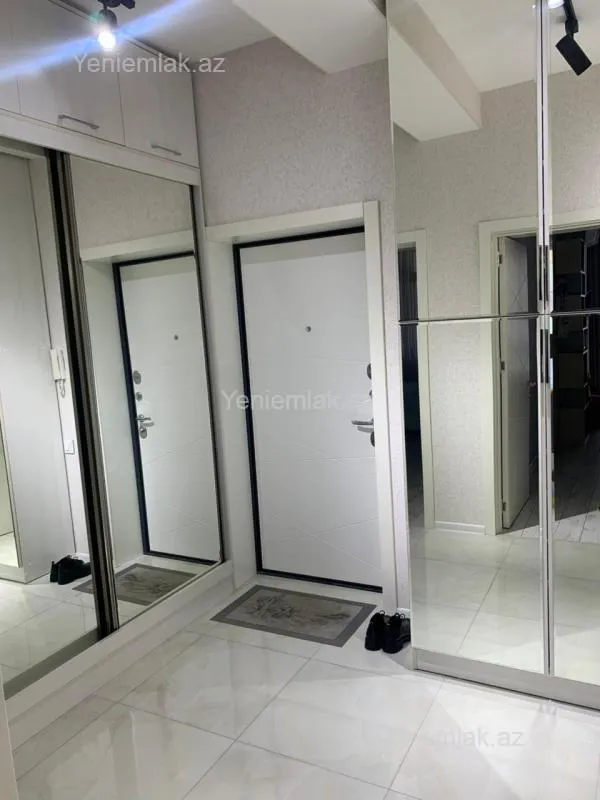 Satılır 2 otaqlı yeni tikili 62 m²