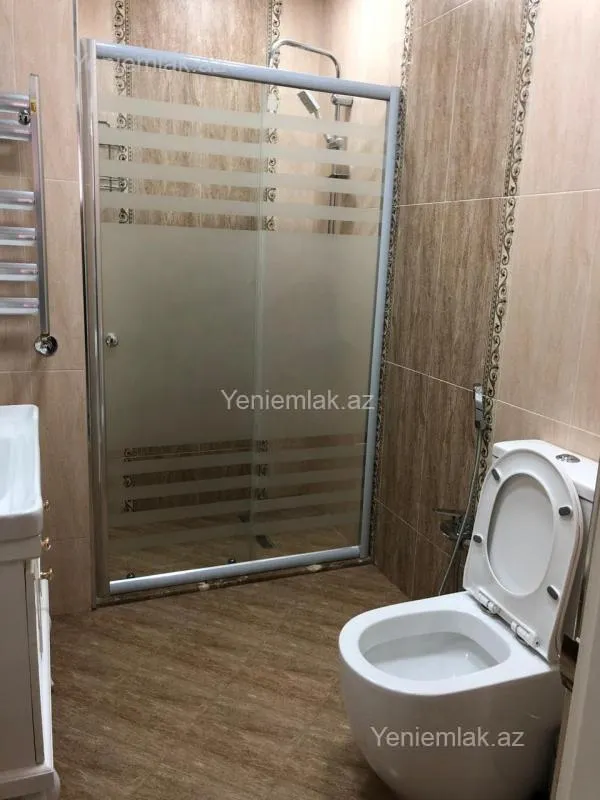 Satılır 3 otaqlı yeni tikili 144 m²