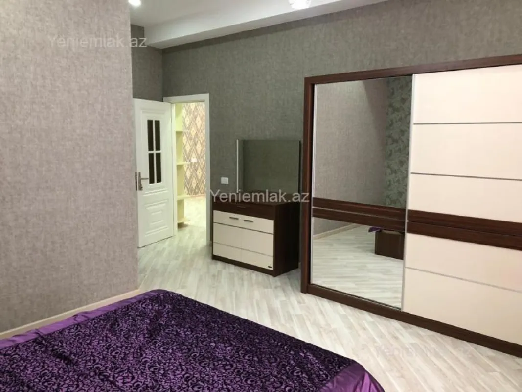 Satılır 3 otaqlı yeni tikili 144 m²