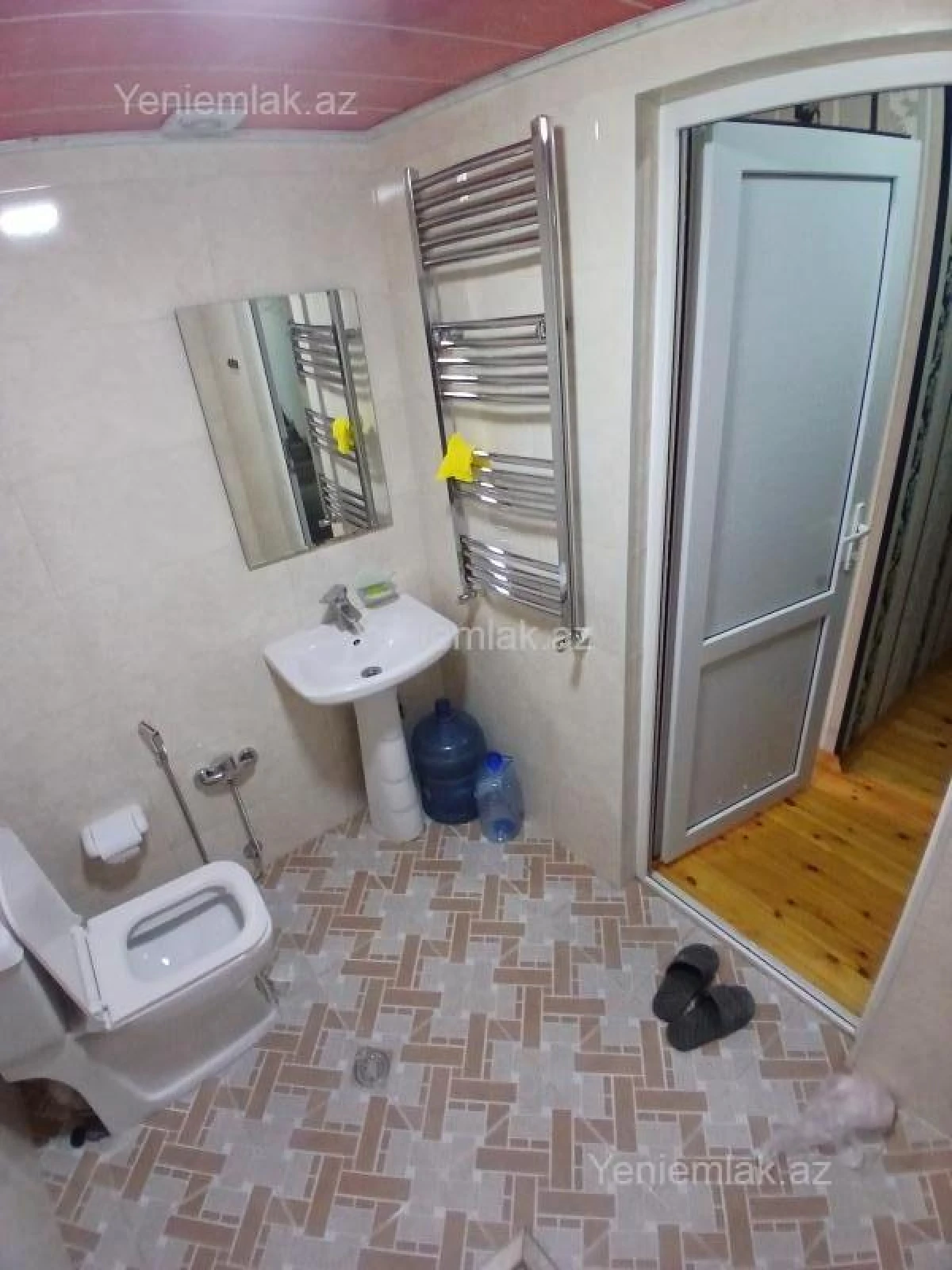 Satılır 3 otaqlı yeni tikili 70 m²