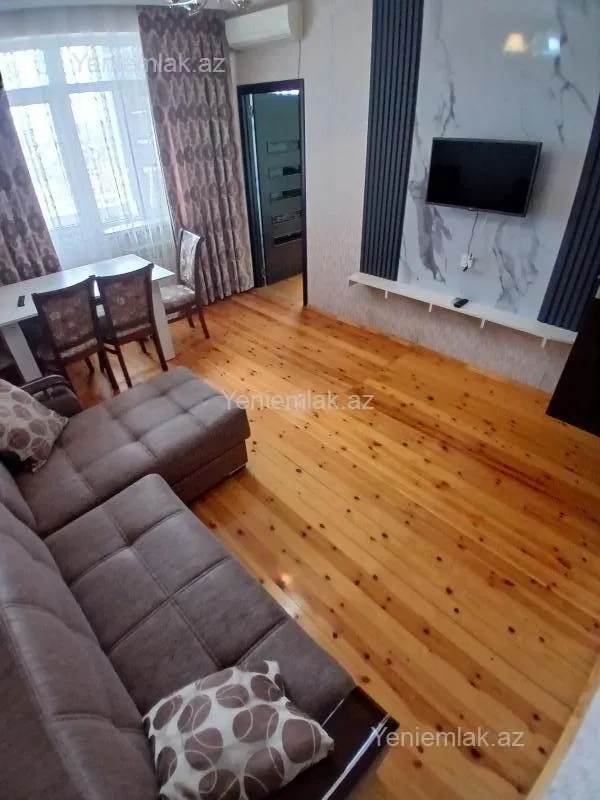 Satılır 3 otaqlı yeni tikili 70 m²