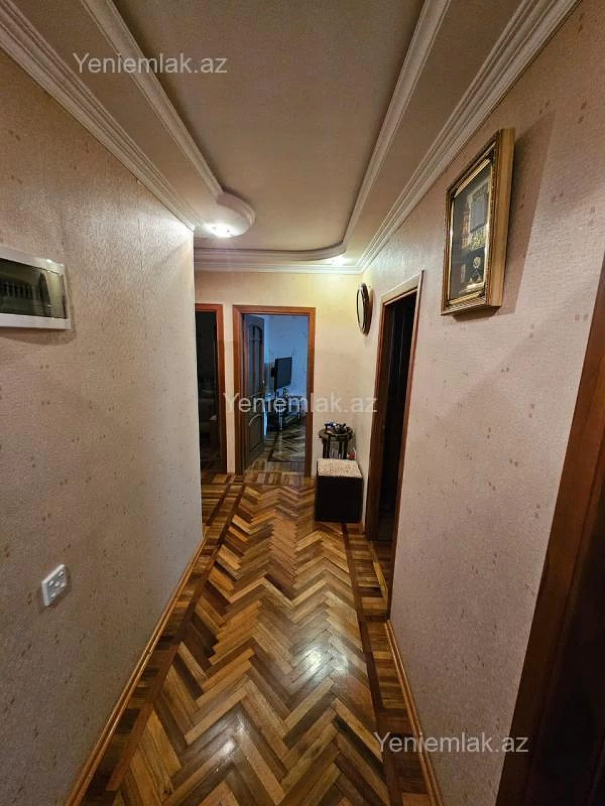 Satılır 4 otaqlı köhnə tikili 110 m²