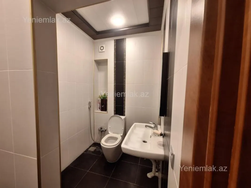 Satılır 4 otaqlı yeni tikili 223 m²