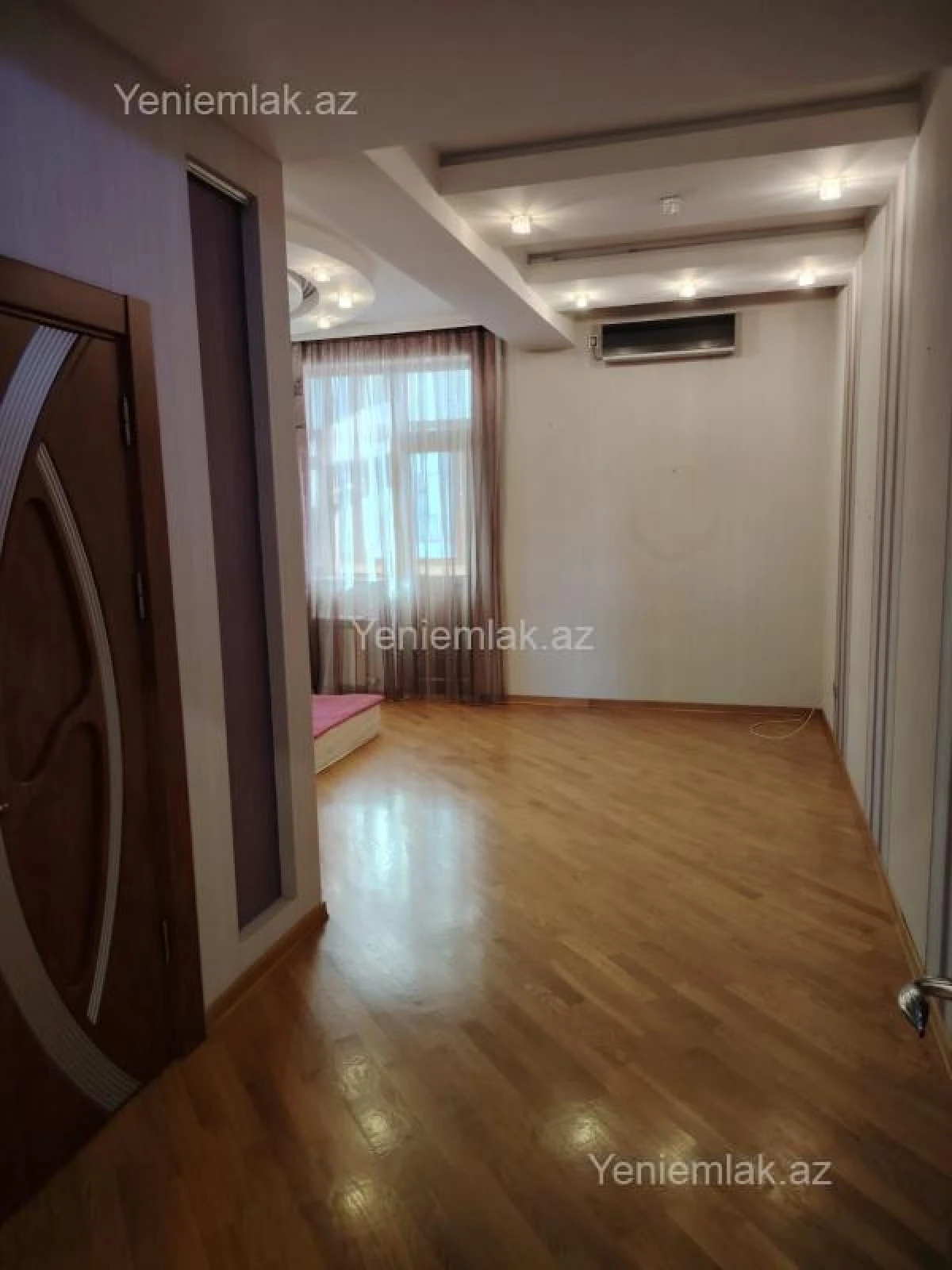 Satılır 4 otaqlı yeni tikili 223 m²