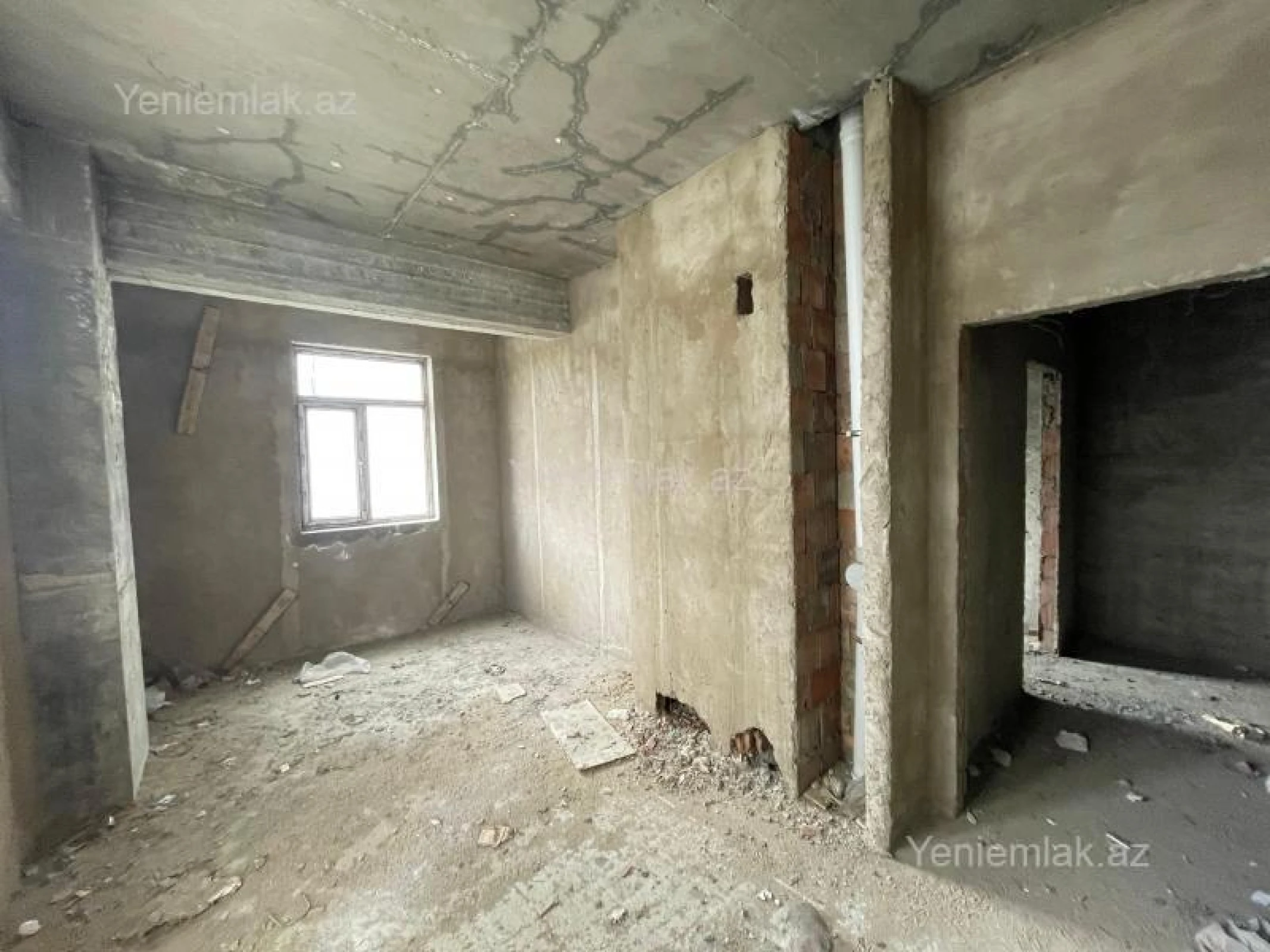 Satılır 3 otaqlı yeni tikili 130 m²