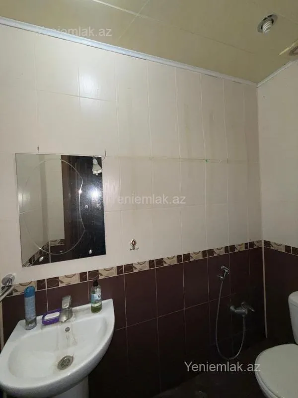 Satılır 3 otaqlı yeni tikili 137 m²