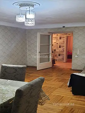 Satılır 2 otaqlı köhnə tikili 70 m²