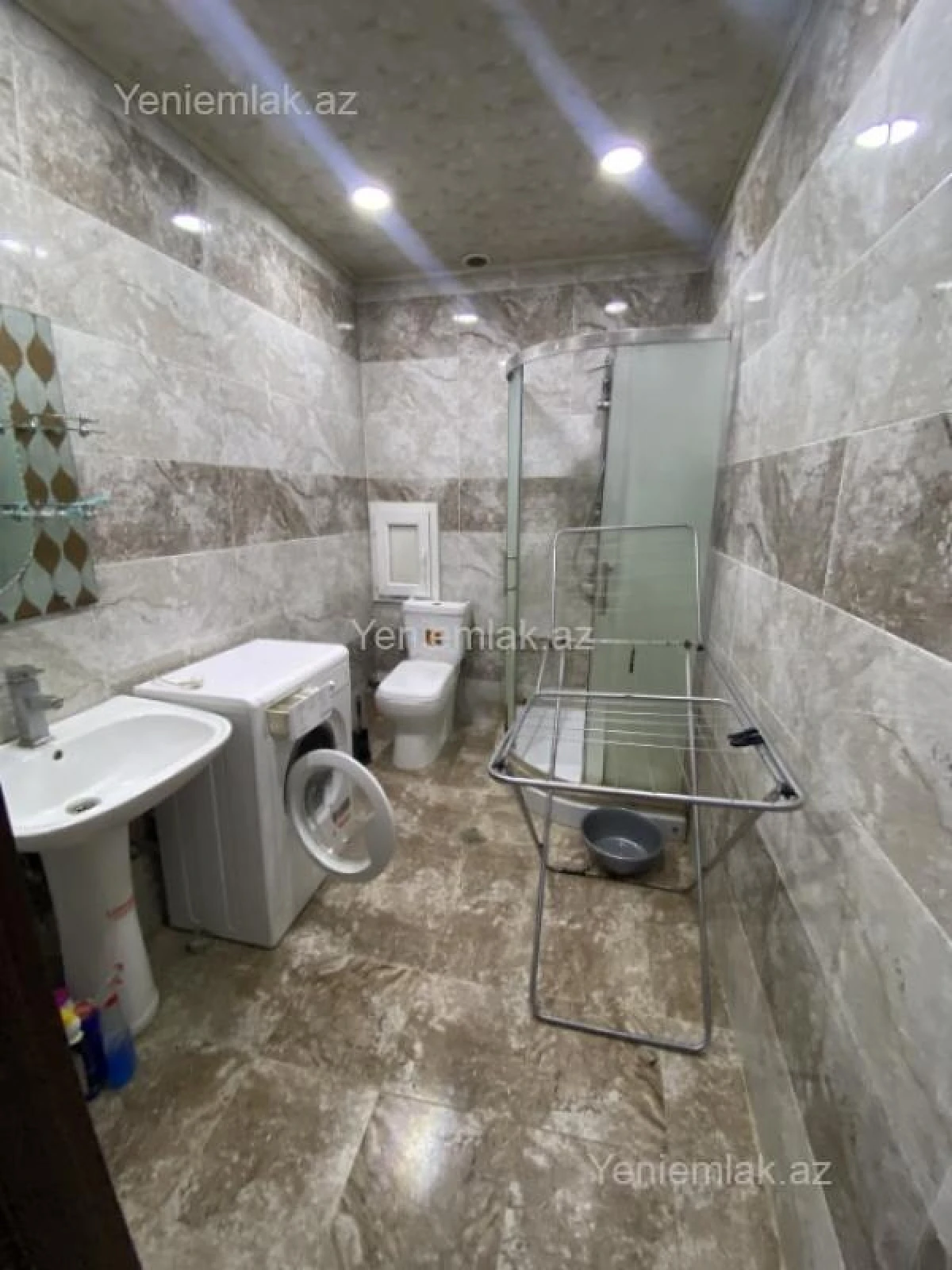 Satılır 2 otaqlı yeni tikili 65 m²