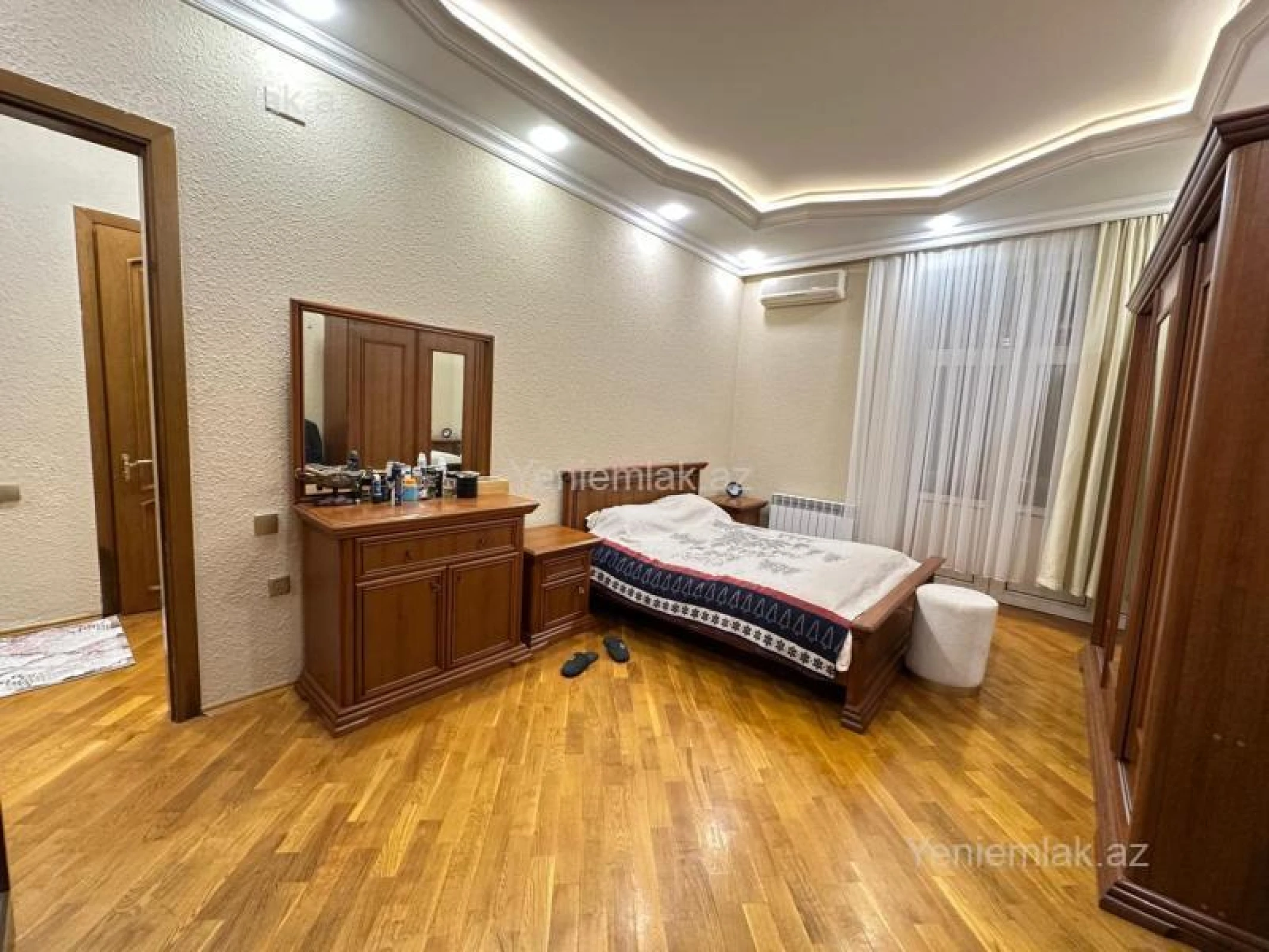 Satılır 3 otaqlı köhnə tikili 80 m²