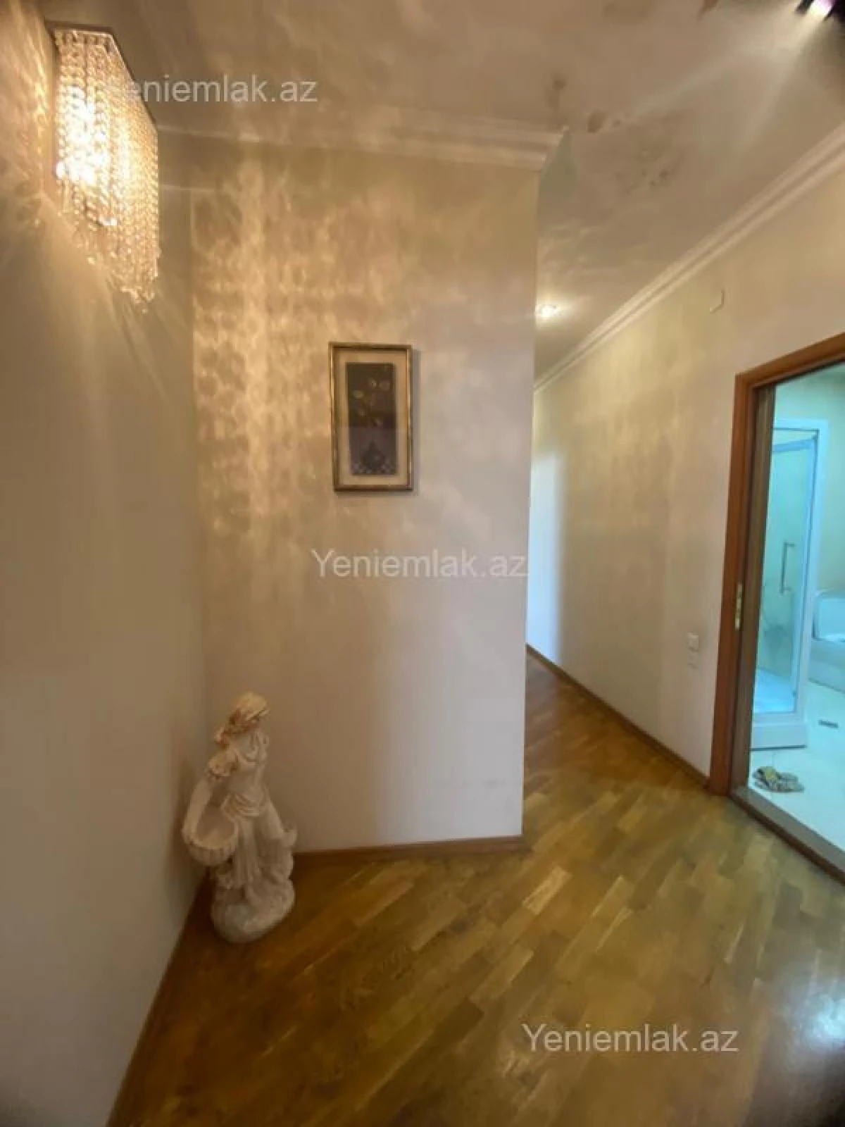 Satılır 3 otaqlı yeni tikili 132 m²