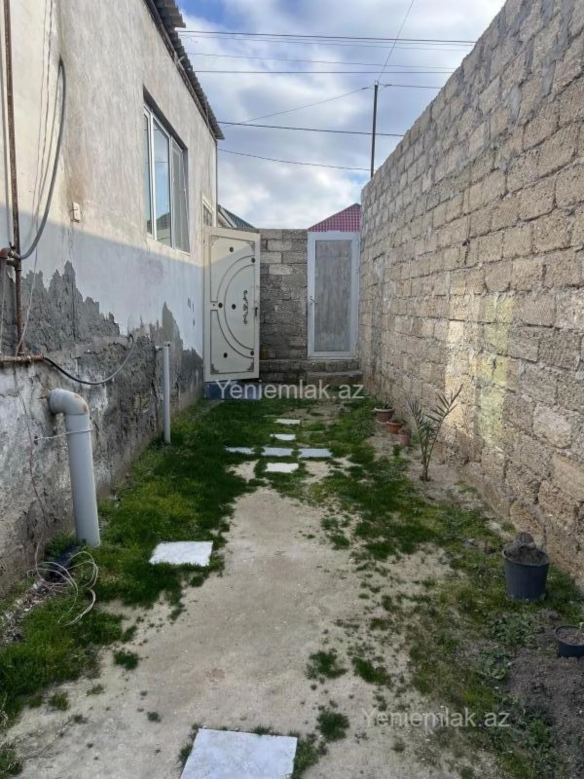 Satılır 2 otaqlı həyət evi 40 m²