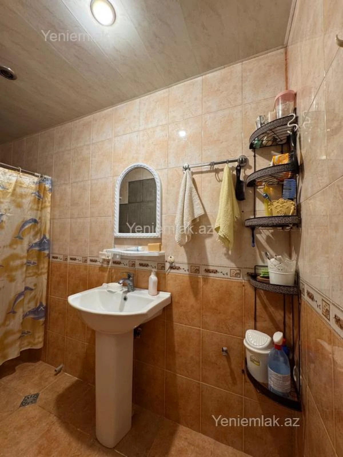 Satılır 3 otaqlı köhnə tikili 100 m²