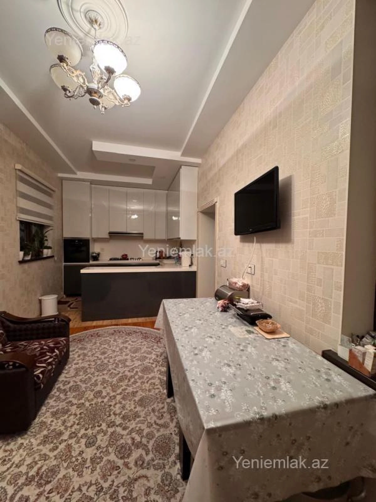 Satılır 3 otaqlı köhnə tikili 100 m²