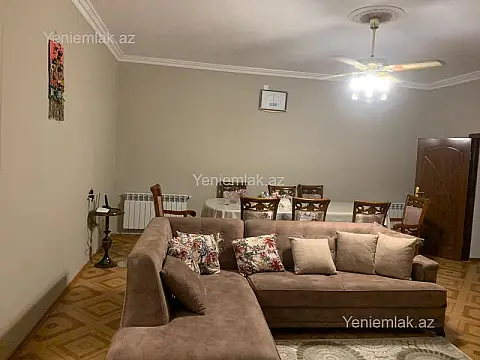 Satılır 6 otaqlı həyət evi 210 m²