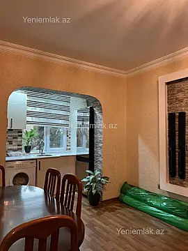 Satılır 2 otaqlı köhnə tikili 50 m²