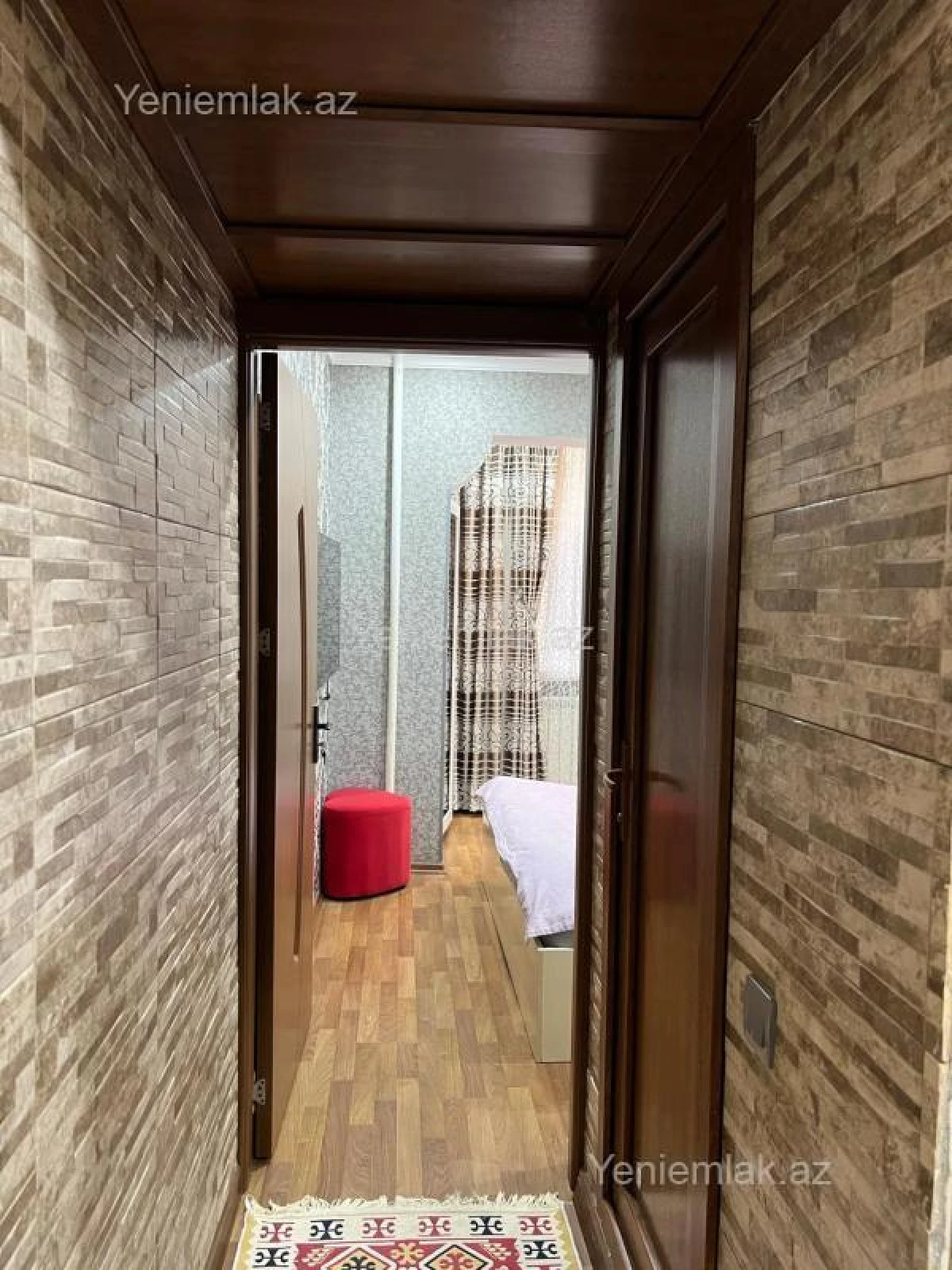 Satılır 2 otaqlı köhnə tikili 50 m²