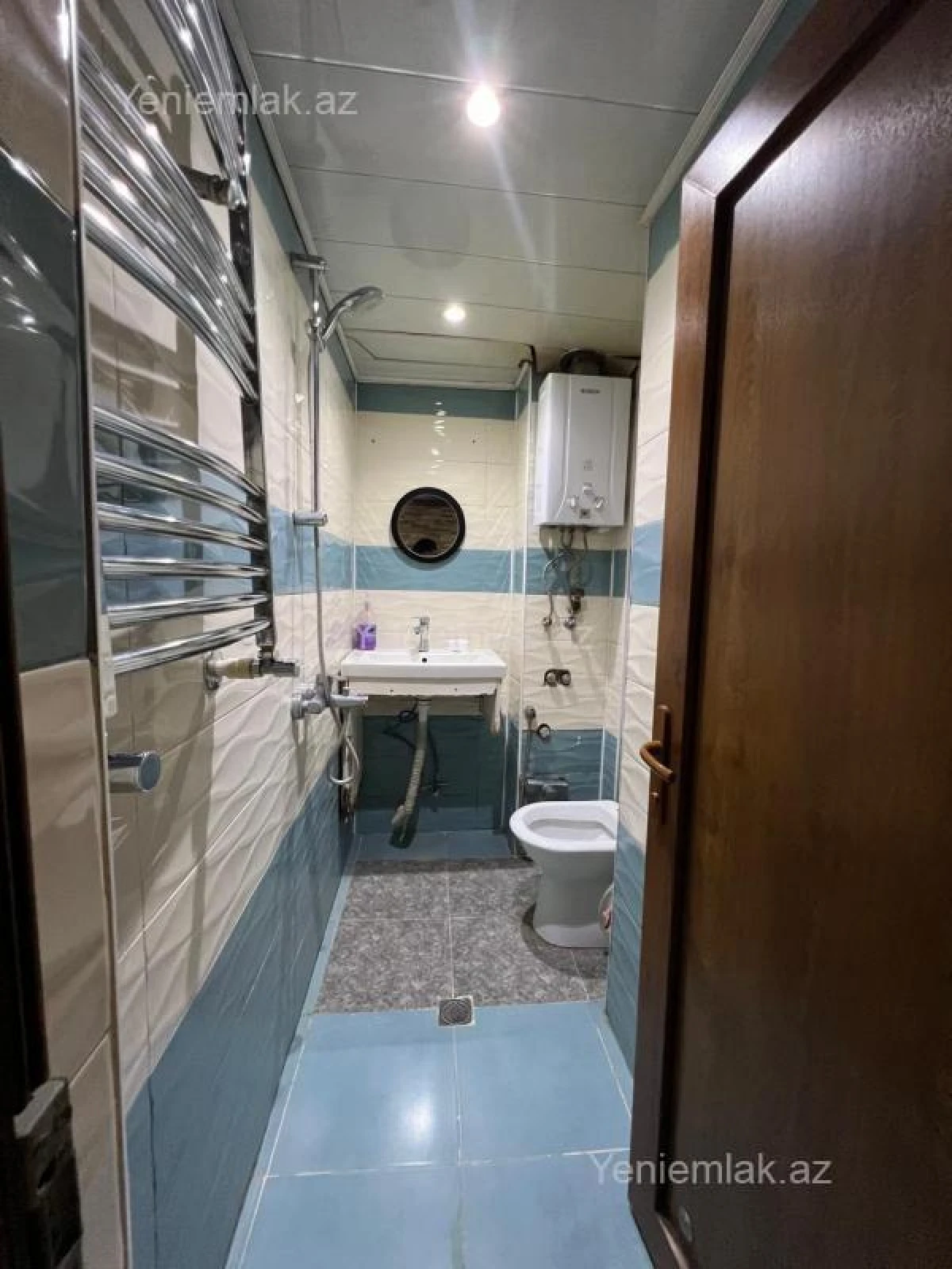 Satılır 2 otaqlı köhnə tikili 50 m²