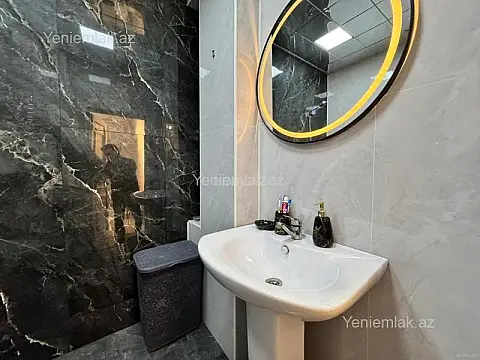 Satılır 2 otaqlı yeni tikili 70 m²