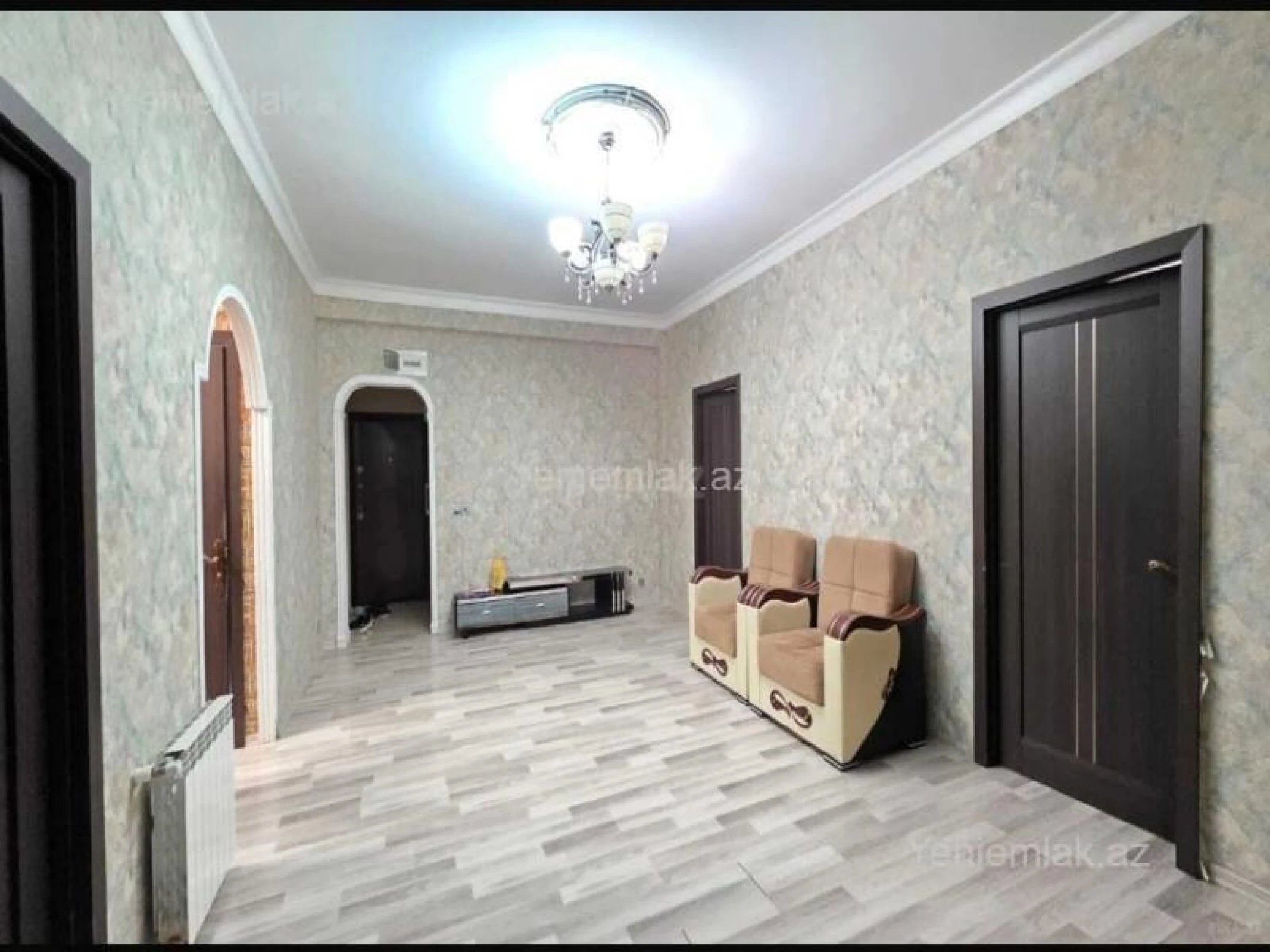 Satılır 4 otaqlı yeni tikili 125 m²