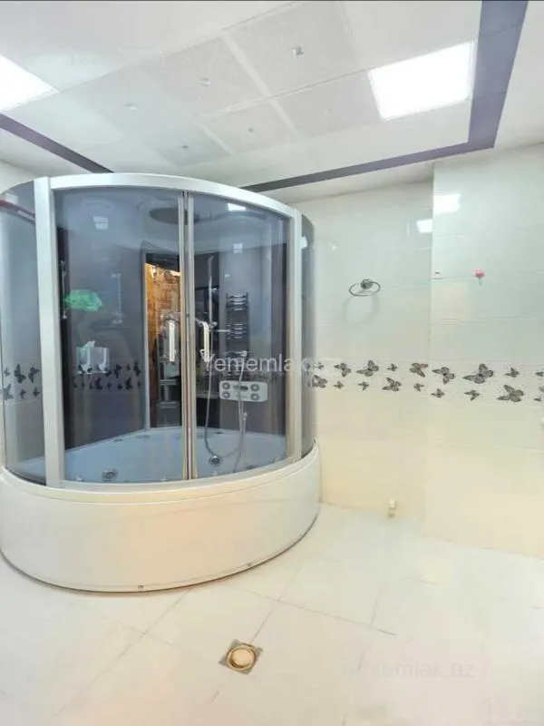 Satılır 4 otaqlı yeni tikili 125 m²