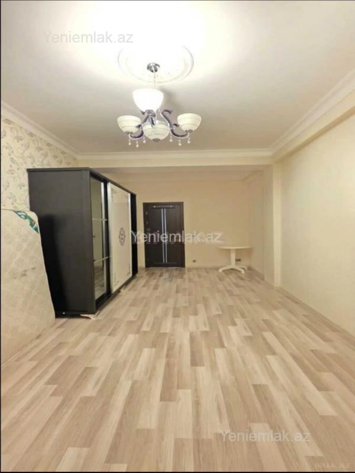 Satılır 4 otaqlı yeni tikili 125 m²