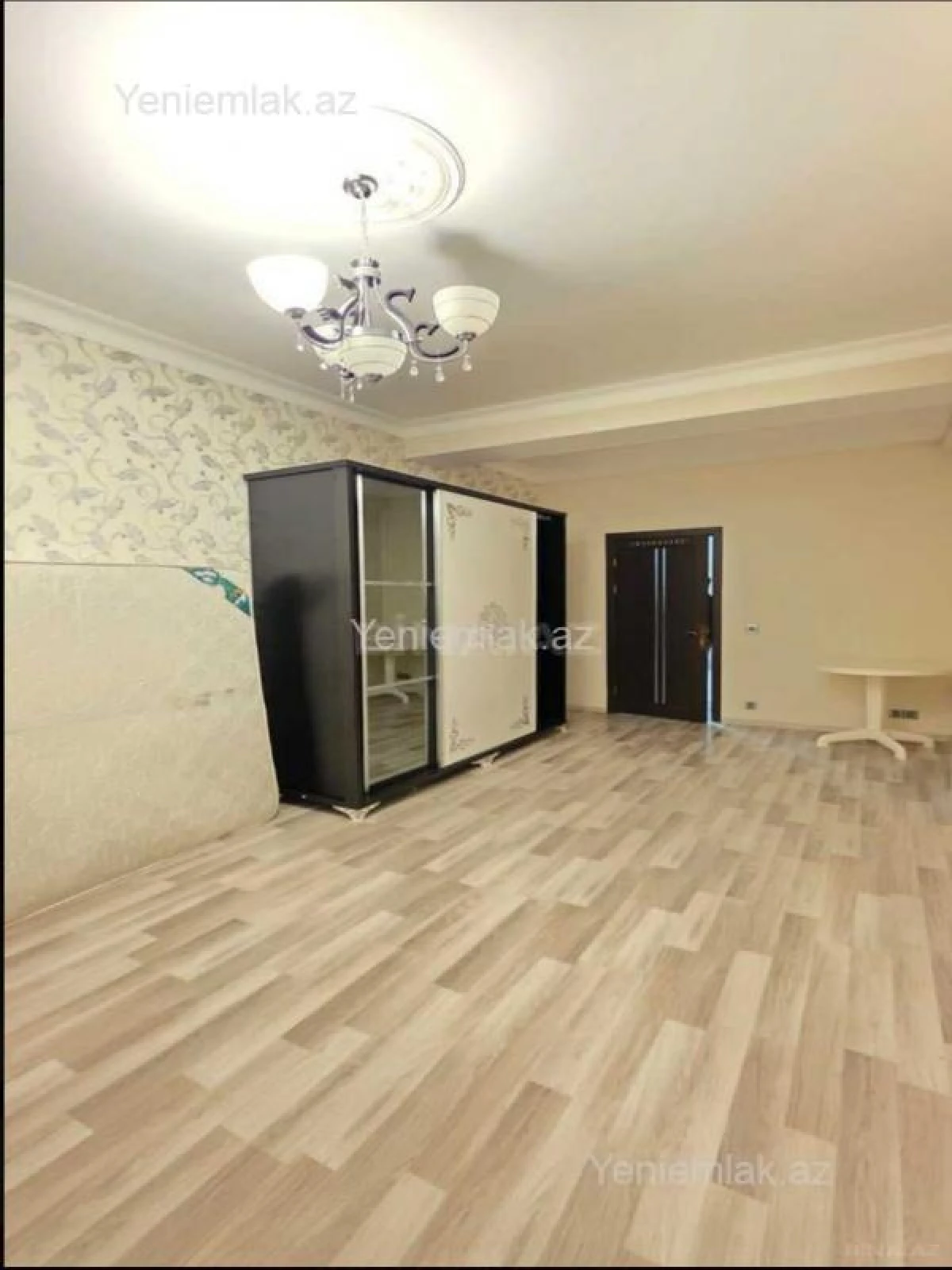 Satılır 4 otaqlı yeni tikili 125 m²