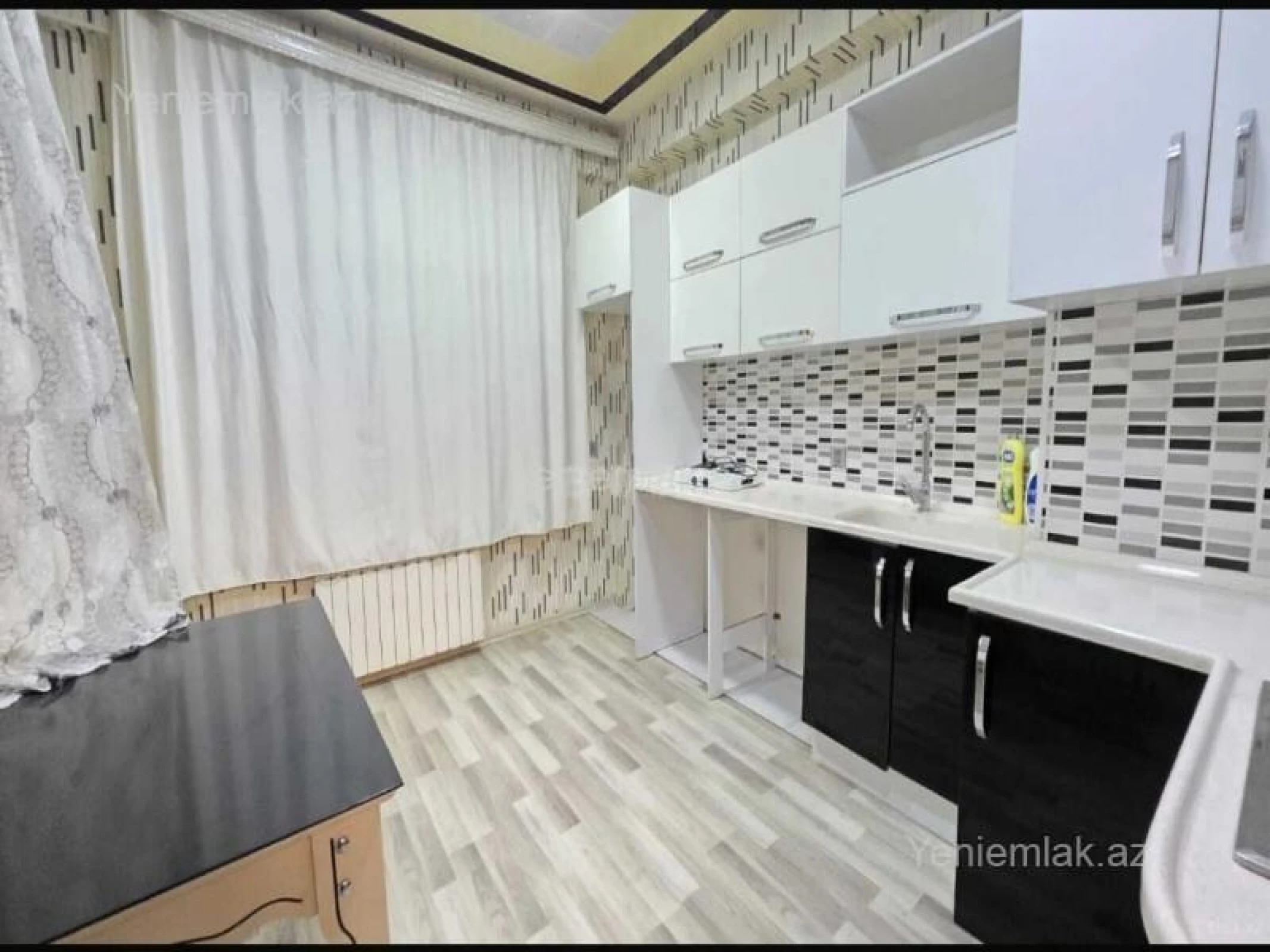 Satılır 4 otaqlı yeni tikili 125 m²