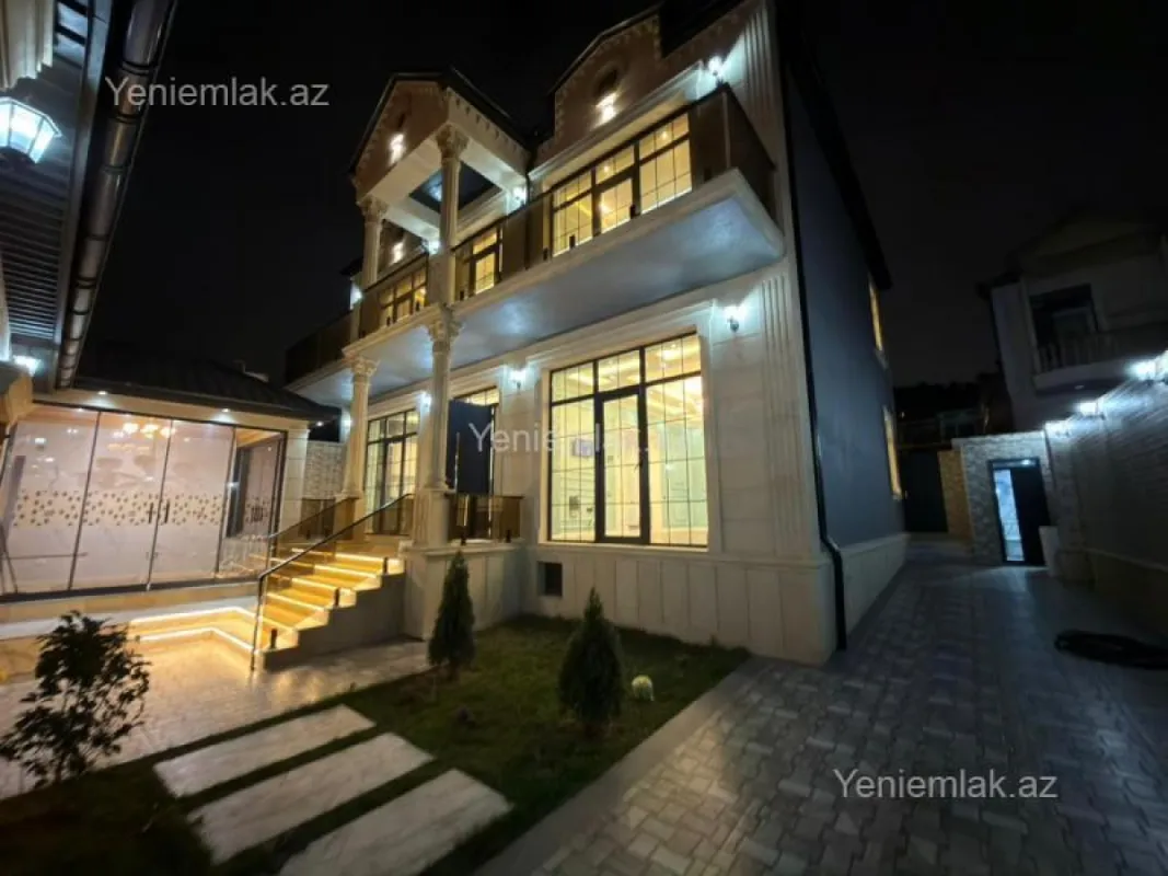 Satılır 5 otaqlı həyət evi 250 m²