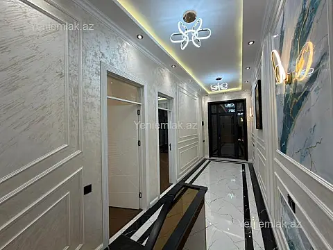 Satılır 5 otaqlı həyət evi 250 m²