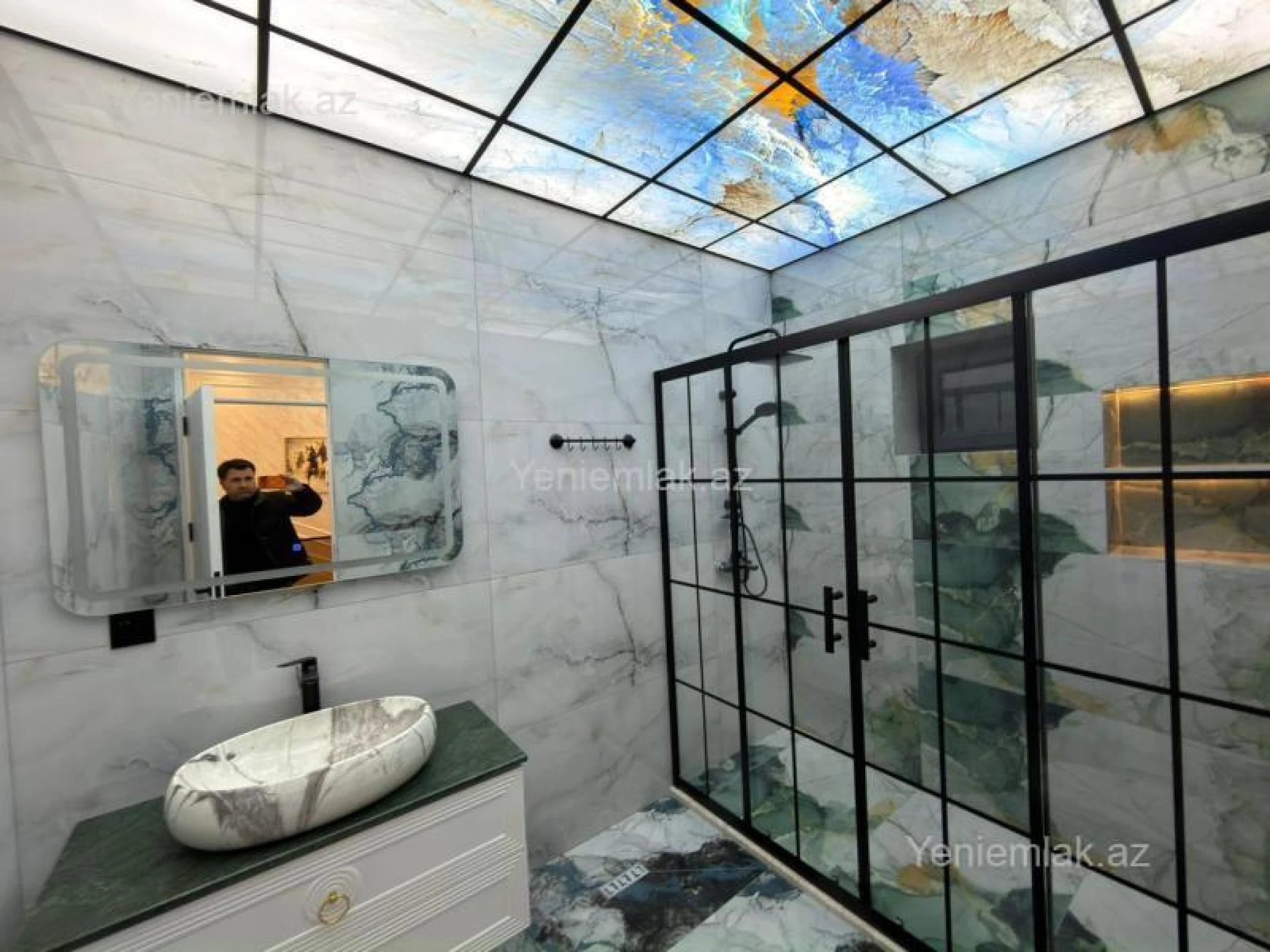 Satılır 5 otaqlı həyət evi 250 m²