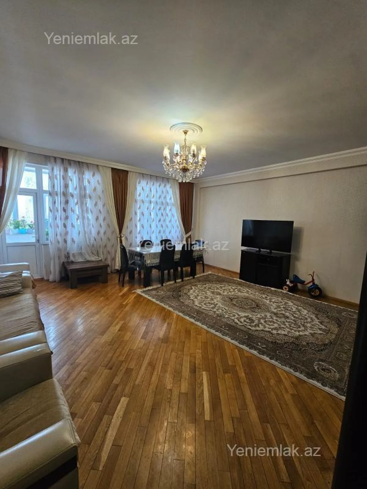 Satılır 3 otaqlı yeni tikili 140 m²