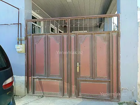 Satılır 4 otaqlı həyət evi 130 m²