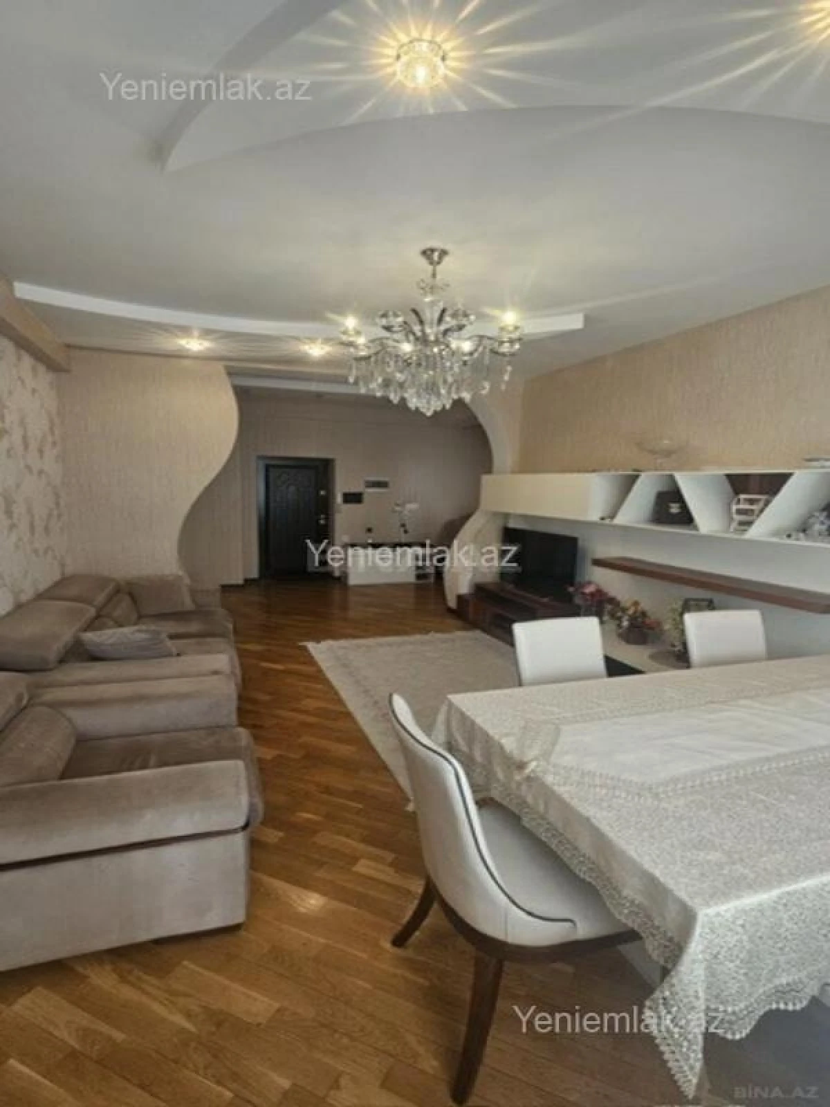 Satılır 3 otaqlı yeni tikili 81 m²