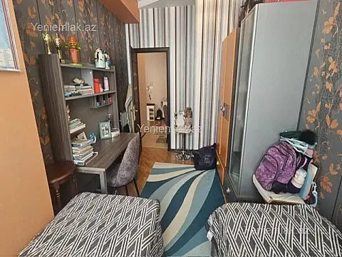 Satılır 3 otaqlı yeni tikili 81 m²