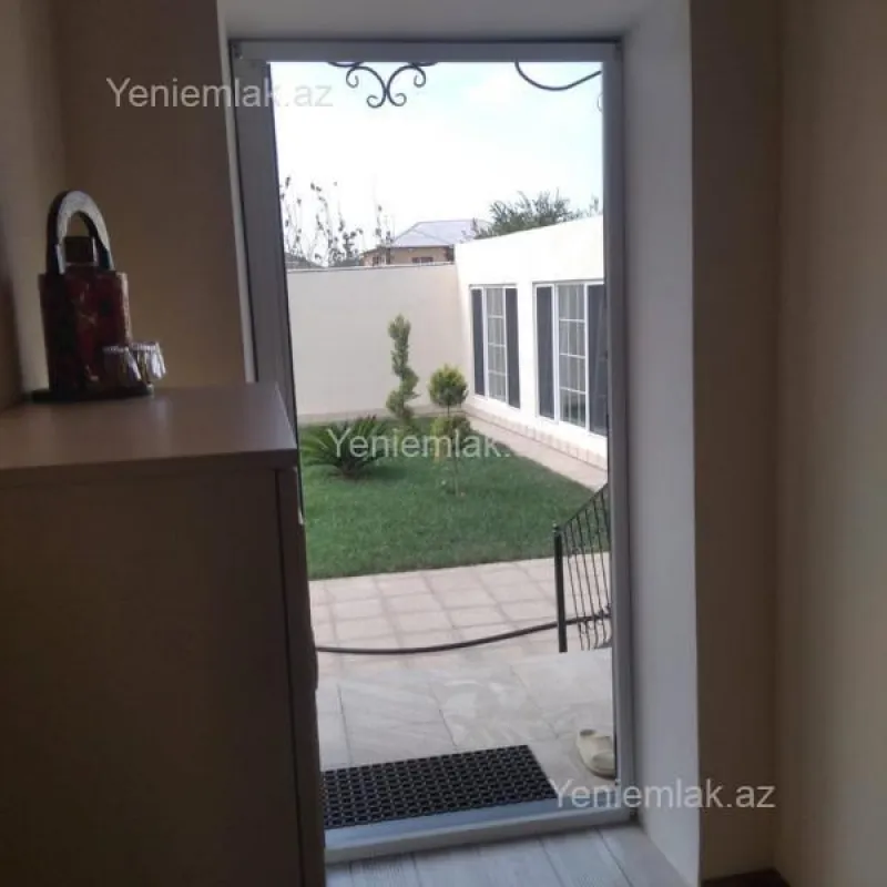 Satılır 4 otaqlı həyət evi 110 m²