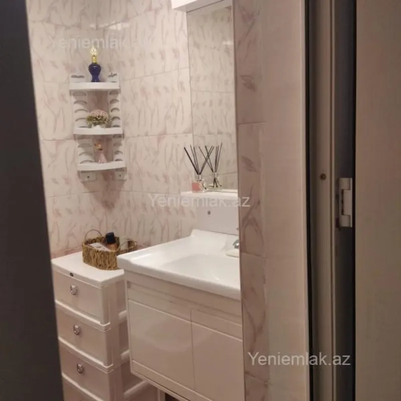 Satılır 4 otaqlı həyət evi 110 m²