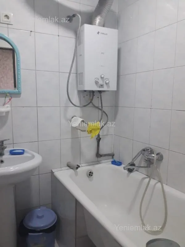 Satılır 2 otaqlı köhnə tikili 50 m²