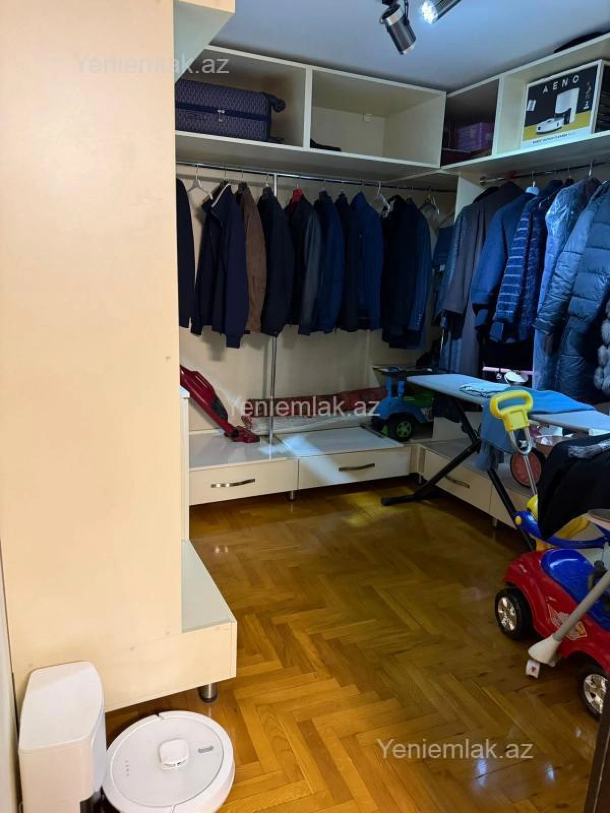 Satılır 5 otaqlı köhnə tikili 170 m²