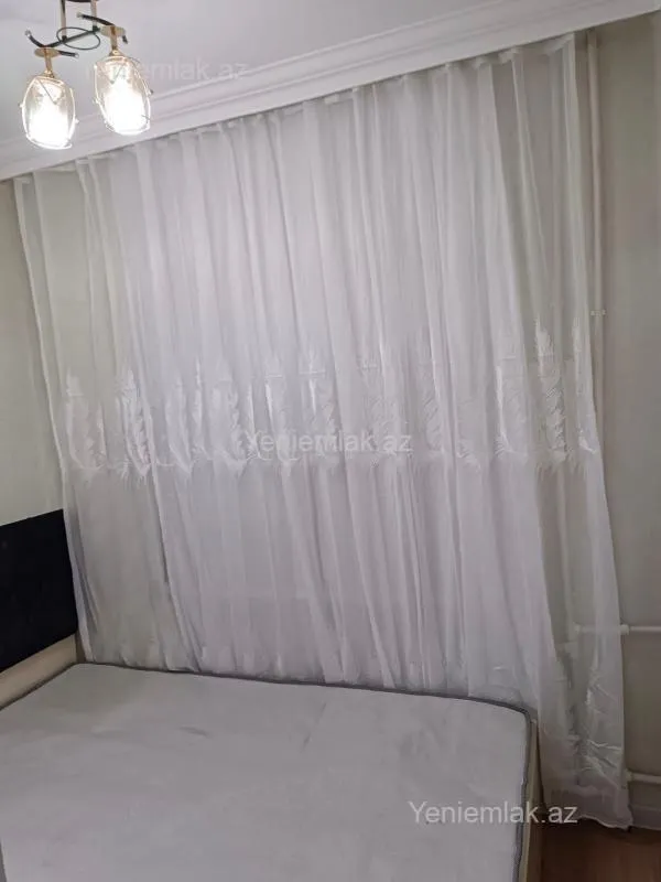 Satılır 2 otaqlı köhnə tikili 45 m²