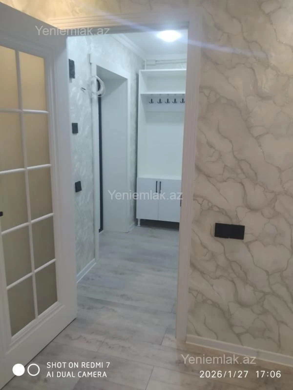 Satılır 1 otaqlı köhnə tikili 32 m²