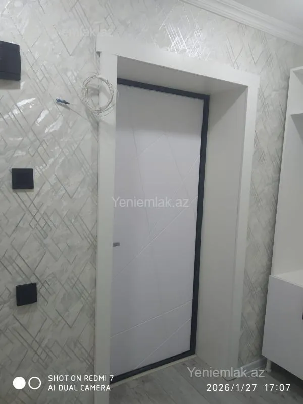 Satılır 1 otaqlı köhnə tikili 32 m²